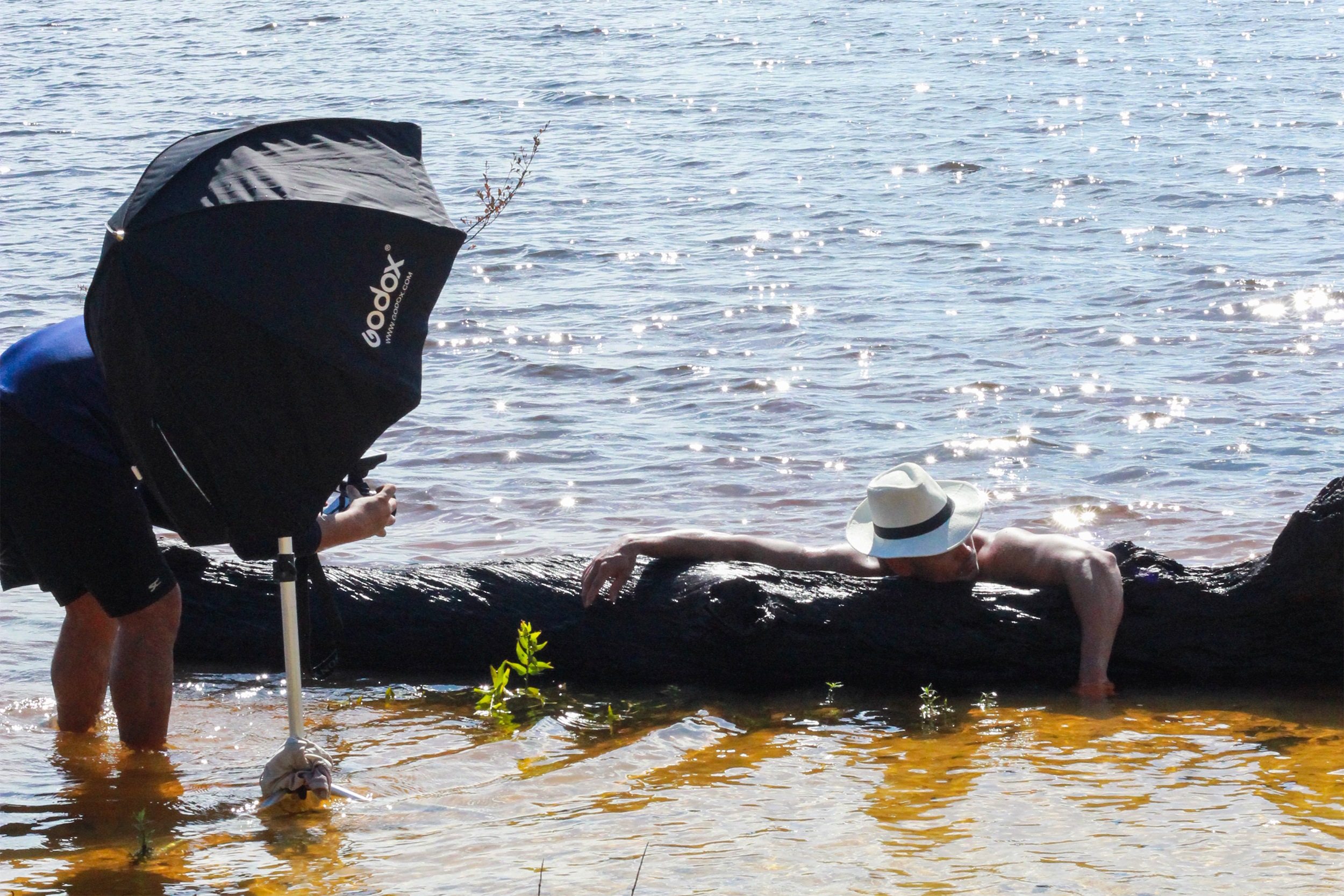 Projeto ‘O Último Boto’ mistura lenda e realidade para alertar sobre a situação da espécie no Amazonas